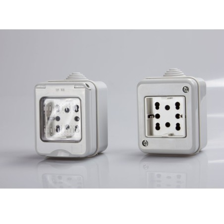 Side Box IP55 2 modules completed with Side socket